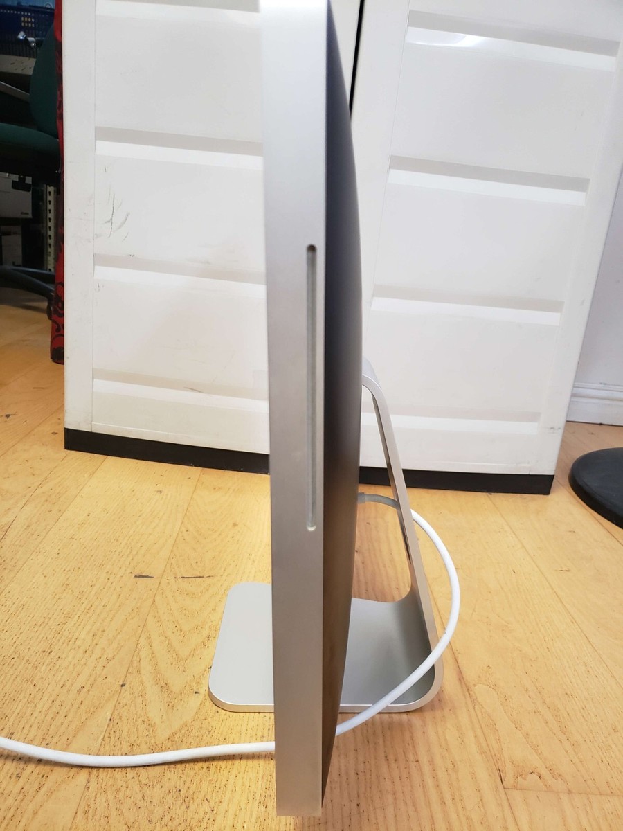 Apple iMac A1224 Core 2 Duo T7700 2.4GHz 320GB HDD 2GB RAM 20