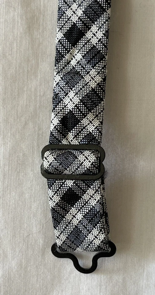An Original PENGUIN, Black Tartan Plaid Adult Bow Tie Silk Wool, Adjustable NWOT - Image 3 of 4