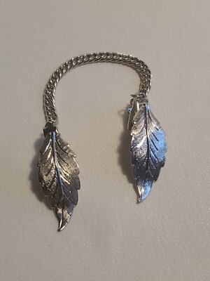 Vintage Retro Mid Century Silver Tone Leaf Sweater Clip Layered Pat Pend 2853761