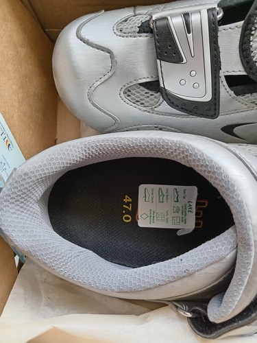 Lake Hammerhead Size 47 EU, Size 11 UK Road Race Cycling Shoe 3 Hole Cleat. - Picture 11 of 13