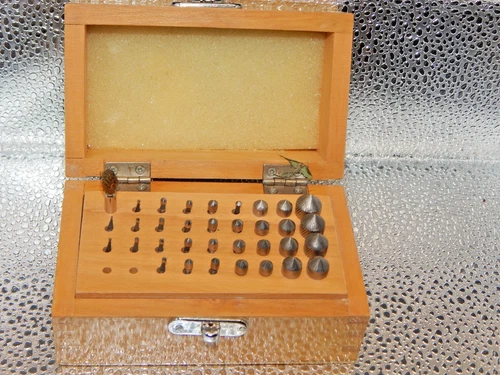 35 Pc. 90 Deg Jewelers Burs Set - NEW in Wood Box