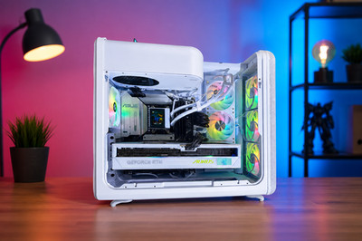 AMD RYZEN 9 7950X3D Gaming PC - NVIDIA RTX 5090 - 32GB DDR5 RAM+4TB SSD+WiFi 7!