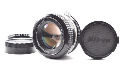 【Top Neuwertig】Nikon NIKKOR 50mm f/1.4 Ai für FA,FE2,FM2,FM3A,F5 Objektiv...