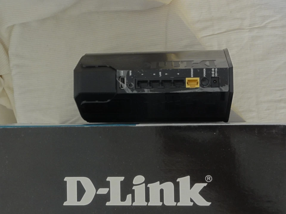D-Link DIR-845L Wlan Gigabit Cloud Router N600 Wifi DSL Internet Kabellos DLink - Bild 2 von 2