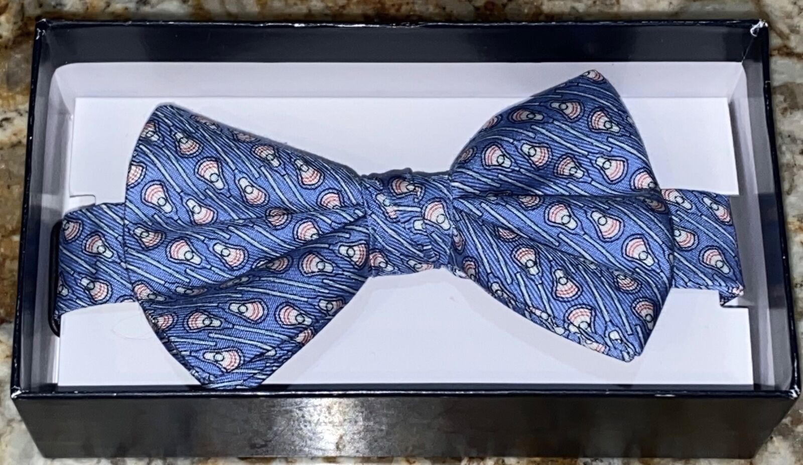 VINEYARD VINES Lacrosse Sticks Blue White New Shipping Free Shipping B Red Tie Max 53% OFF Silk NEW Bow