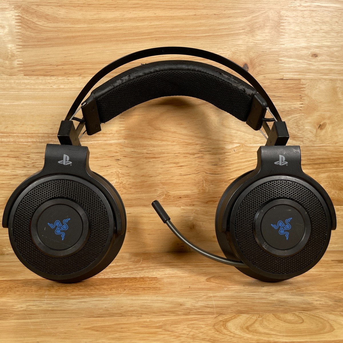 ヘッドホン Razer THRESHER ULTIMATE FOR PS4 Amazon.com: Razer Thresher for Xbox One: Windows Sonic