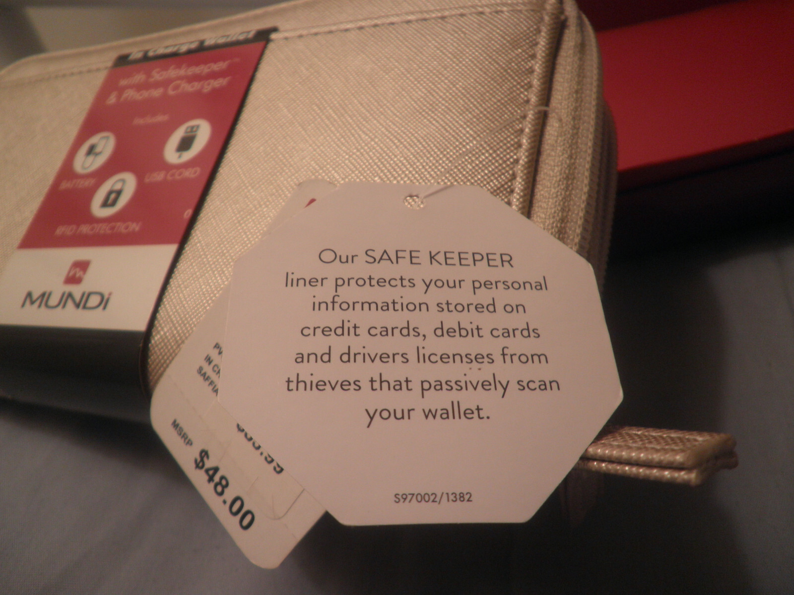 Brand New Mundi In Charge Wallet with SafeKeeper RFID Protection