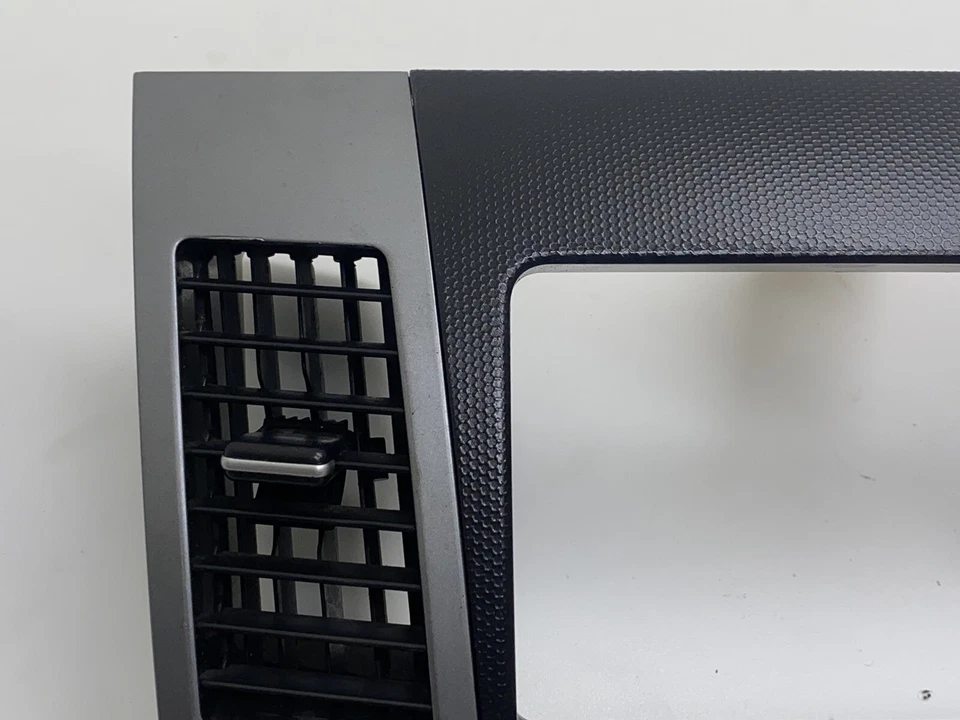 Radio navegación tablero Mitsubishi Outlander 2007-2013 aire acondicionado bisel de ventilación J22A Foto 2 de 4