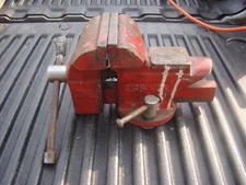 Vintage ESS-VEE " Swivel Bench Vise w/ Mini Anvil For Parts