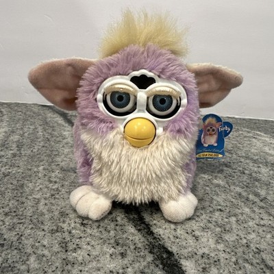 VTG 1999 Furby Limited Edition 70-884, 152,153 of 250K - SPRING TIME FURBY Read