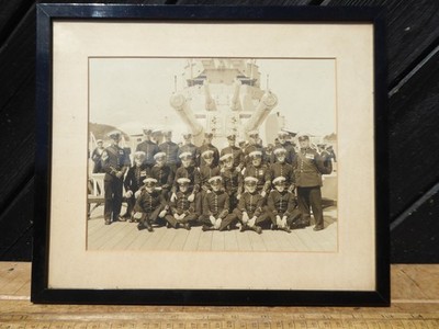 1930s era Photo of Royal Marines on board HMS York .Royal Navy / WW1 Medals