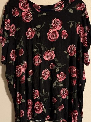 Torrid Super Soft Floral T-Shirt Round Neck Short Sleeve Black Pink Plus Size 4