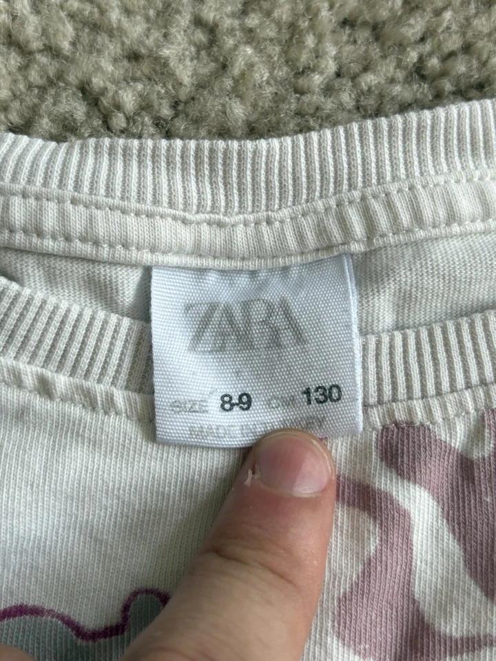 Zara Girls White Graffiti Style Cropped Lucky You Short Sleeve Graphic Tee 8-9 - Image 2 of 4