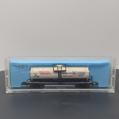 Atlas Spur N 2262 Frontier Chemical Single Tank Car Vintage Modelleisenbahn in Box