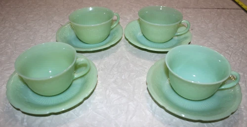 Vintage Glass Fire king Jadeite Green Alice Pattern 4 Teacups & 4 Saucer Sets
