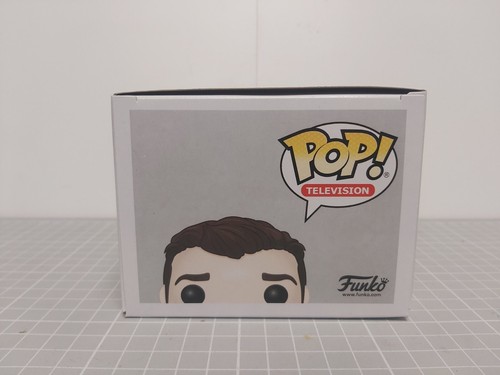 FUNKO POP! POP TELEVISION - Kevin The Left Overs #463 Collectable Vinyl Figure - Foto 5 di 6
