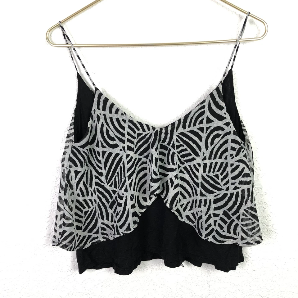 Top corto geométrico forrado con correa de espagueti gris negro brillante y fade para mujer XS Foto 2 de 4