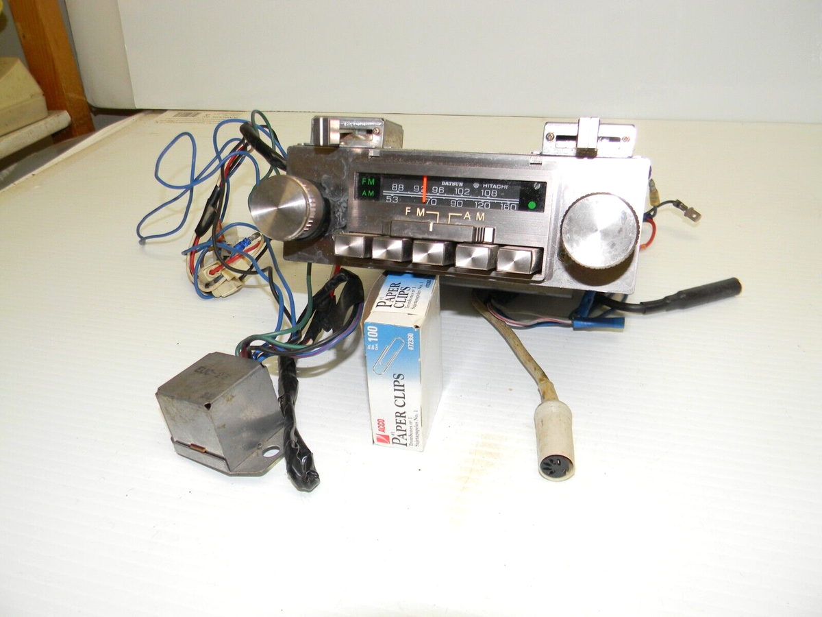 OEM 1979 1980 1981 Datsun 280ZX Hitachi AM FM Radio KMS-4001ZA OEM 1979 1980 1981 Datsun 280ZX Hitachi AM FM Radio KMS-4001ZA