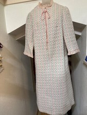 VTG 60s Mu Mu House Coat Dress Womens LARGE Evelyn Pearson Quilted Pink Floral