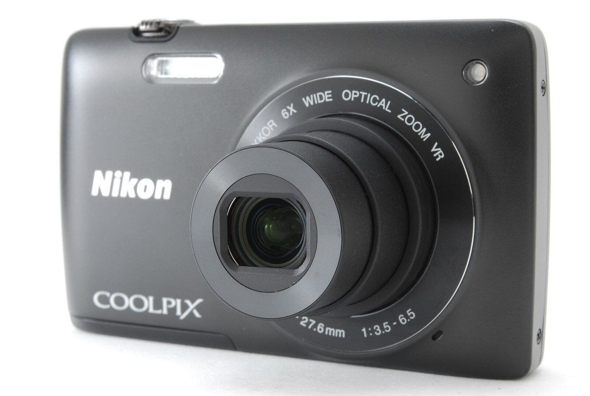 Nikon COOLPIX S4400 良品 Nikon COOLPIX S4400 20MP Compact Digital Camera Silver