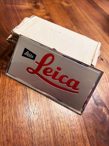 RARE 1950s Vintage Leica Glass plated Dealer stand Leitz Leather Backed - Picture 2 of 3