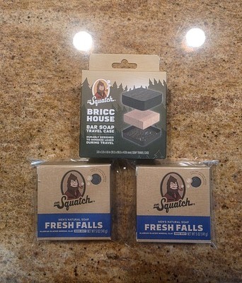   Bundle - Dr. Squatch Fresh Falls Soaps & Travel Case  