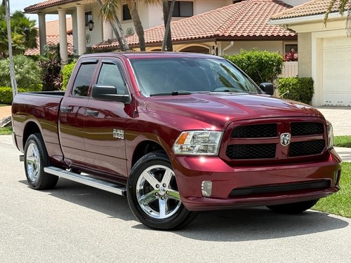 2018 Ram 1500 EXPRESS 4X2 - 3.6L V6 ENGINE - 1 OWNER TRUCK