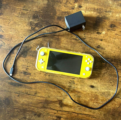 Nintendo Switch Lite Yellow Handheld Console 32GB 720p w/ USB-C Charger