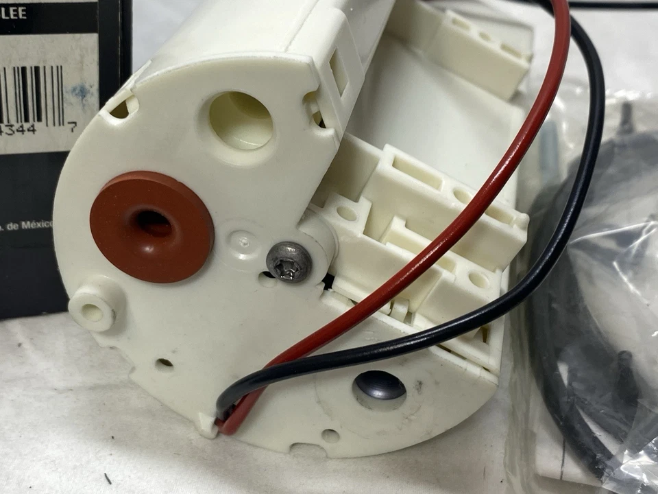 Spectra Premium Industries SP154A - Bomba de combustible eléctrica Foto 4 de 4