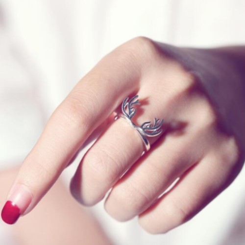 925 Silver Plated Open Adjustable Deer Antlers Ring - Picture 4 of 5