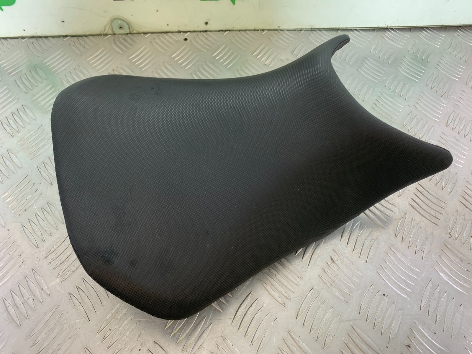 Picture 1 of 6