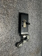 Parker 410111000 Manual Air Control Valve,4-Way,1/8In Npt W/ Limit Switch