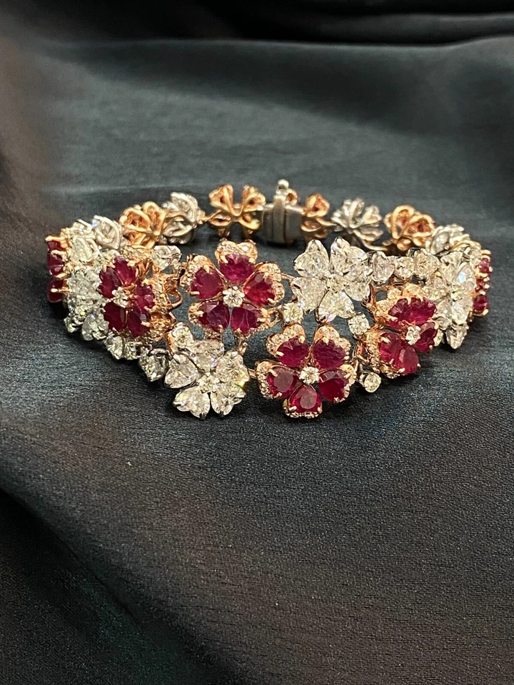 31.38 Cts Heart Round Shape Diamonds Ruby Tennis Bracelet In 14K Two-Tone Gold - Image 2 of 4