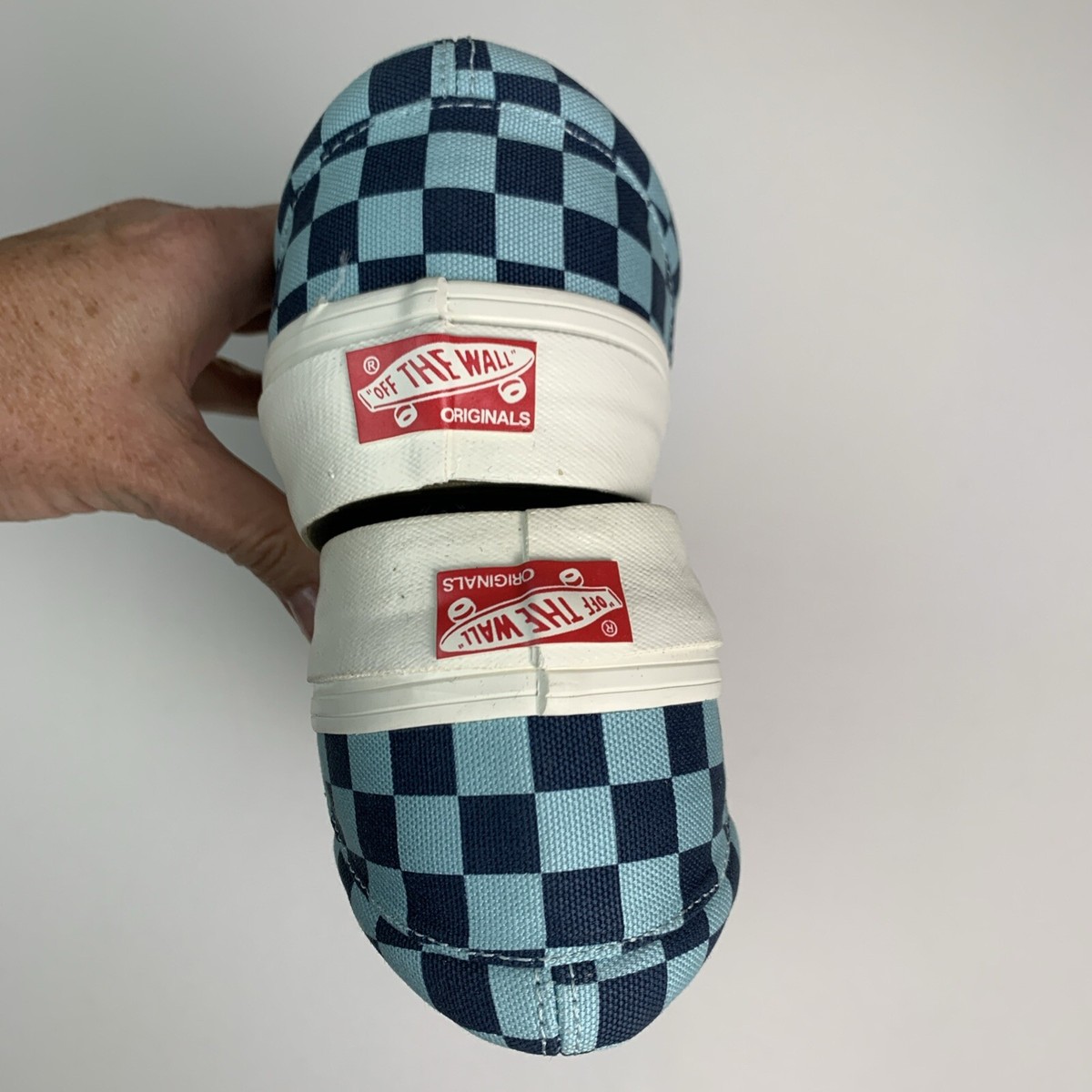 Vans Vault x John Van Hamersveld Sz 7M/8.5W Slip-On LX Crazy World Ain\'t It Vans x John Van Hamersveld Classic Slip On Sneakers Crazy  main image 2