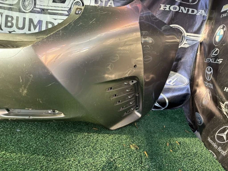 Cubierta de parachoques trasero OEM 52159-24939 2015-2018 Lexus RC300 RC200t RC350 Foto 2 de 4