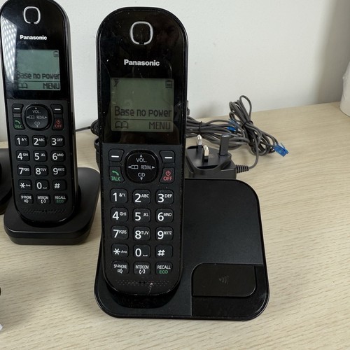 Panasonic KX-TGC413 Cyfrowy telefon bezprzewodowy z uciążliwym blokowaniem połączeń - Zdjęcie 2 z 10