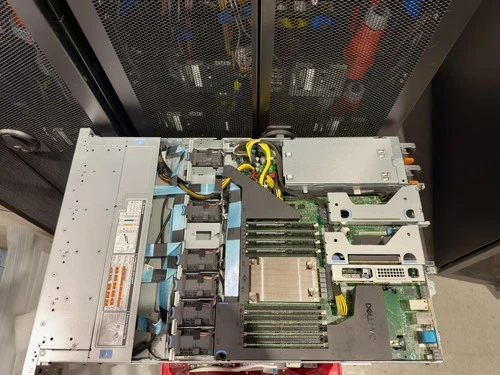 Dell R6415 1U Server - AMD EPYC 7551P, 256GB DDR4, 10 bay Nvme - Rails included