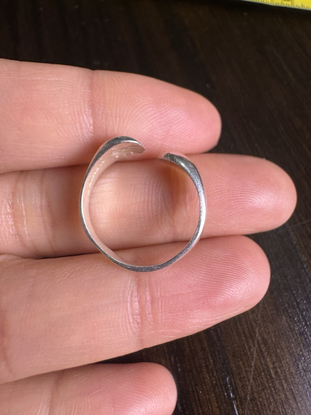 Mexico Silver Ring Size 5 - image 2