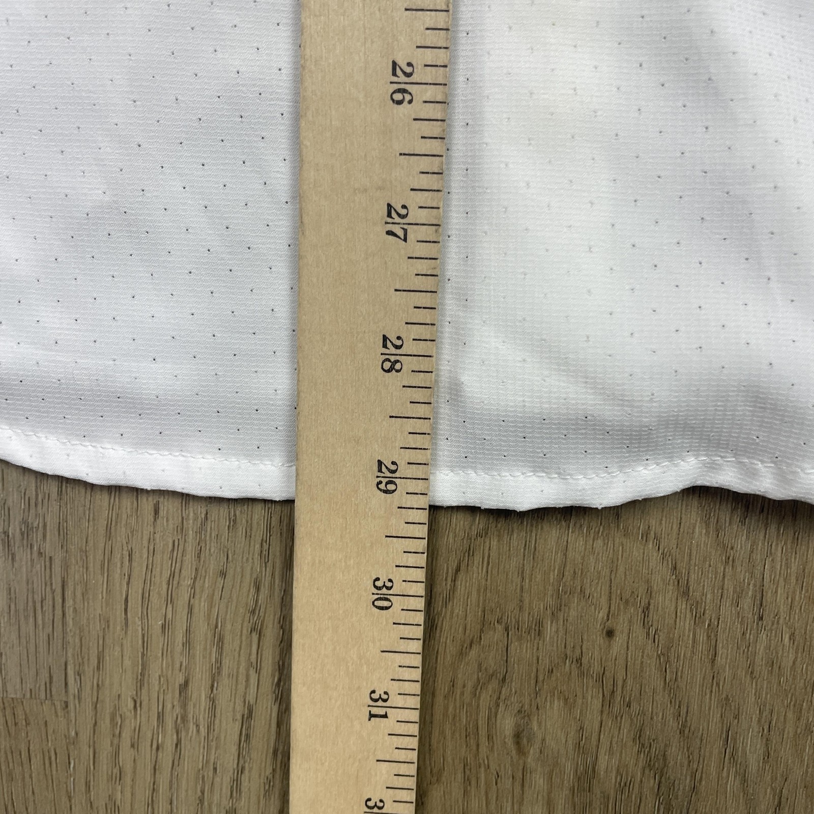 Huk Performance Fishing Shirt Mens Large White Bay Flats Lodge Long Sleeve Logo