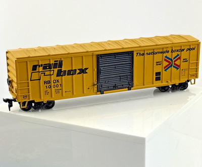 Athearn 5521 HO Scale Railbox 50  Box Car # 10001 Built