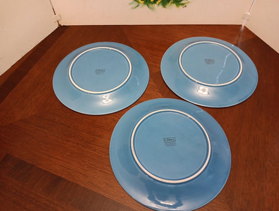 Vintage Libbey Glass BLUE SNOWFLAKE 10.5" Dinner Plate - Set Of 3 - Image 3 of 4