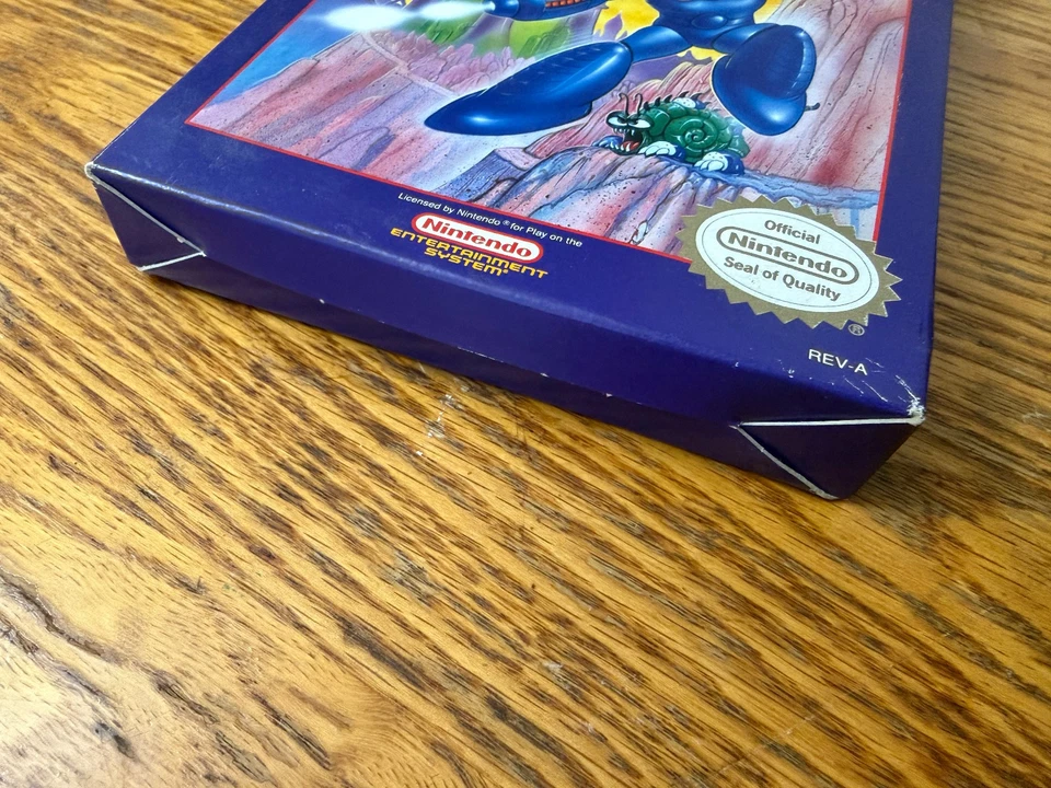oval seal Mega Man 4 complete in box nintendo nes megaman iv game - Image 3 of 4