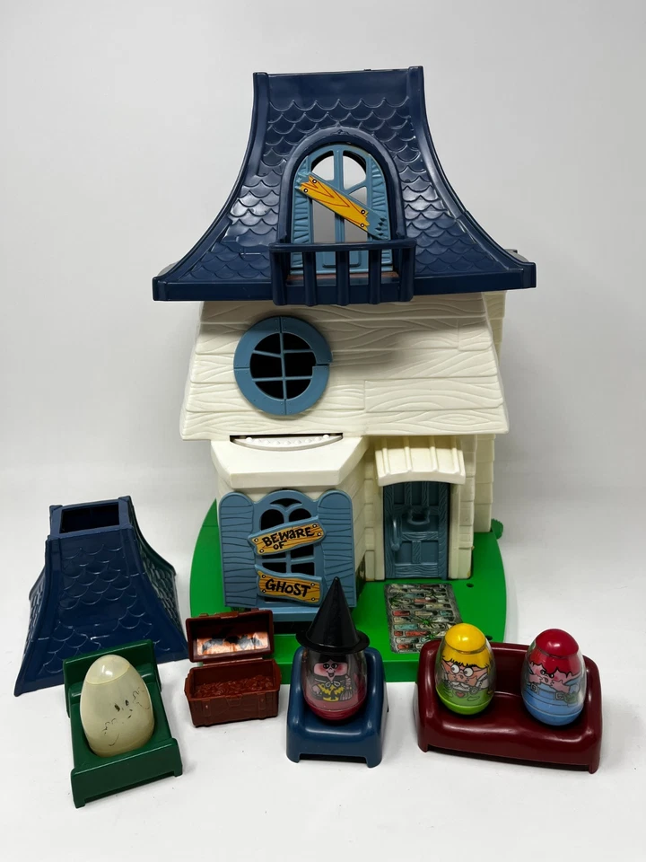 1976 Hasbro Weebles Haunted House Ghost Witch Hat Boy Girl Furniture Partial Set - Image 2 of 4