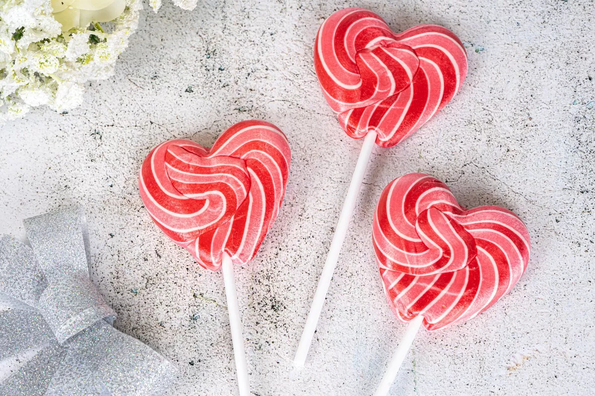 12 LARGE HEART LOLLIPOPS Valentine Lollipops Wedding 