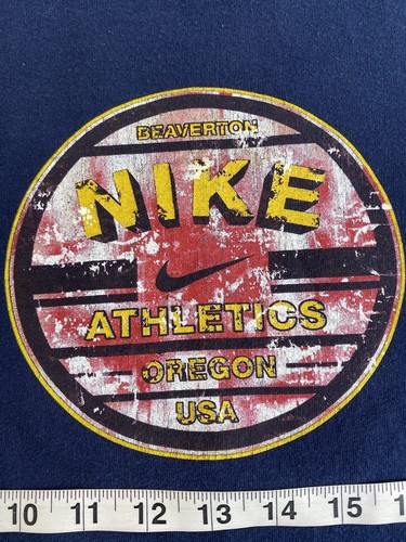 Vintage Nike T-Shirt XXL Short Sleeve Blue Graphic Nike Athletics Oregon Y2K - Picture 6 of 9