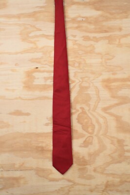 Roundtree & Yorke Trademark 100% Silk Textured Handmade USA 3.5