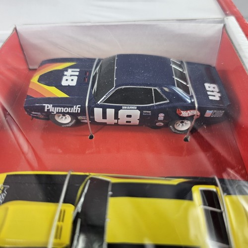 SCX Compact 1:43 Racing Classics PLYMOUTH AAR CUDA Slot Car Track Set UNUSED - Picture 12 of 14