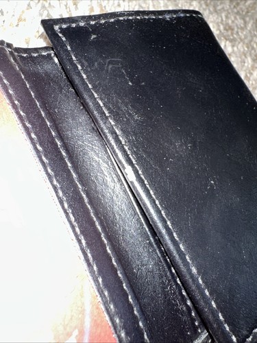 Levi’s schwarze Herren-Geldbörse aus Leder mit Dreifachfaltung - Bild 8 von 8