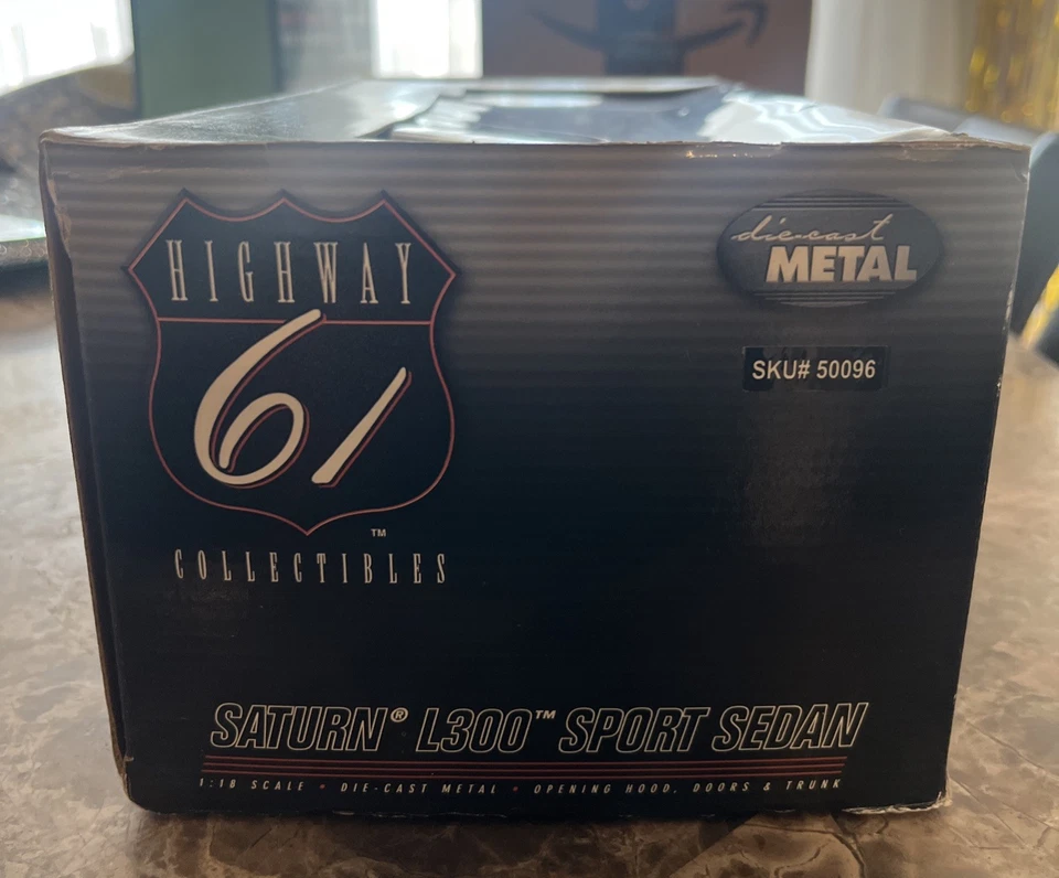 Highway 61 Collectibles Saturn L300 Sport Sedan 1:18 Scale Diecast - Image 4 of 4