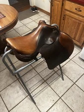 BEVAL SADDLE - 17” - MEDIUM TREE - TREE AND LEATHER IN PERFECT CONDITION!